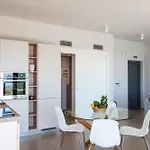 Miro - Luxury With Direct Sea Access For 14 People シヴォタ