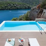 ヴィラ Miro - Luxury With Direct Sea Access For 14 People *