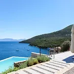 Miro - Luxury With Direct Sea Access For 14 People ヴィラ シヴォタ