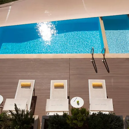 Miro - Luxury With Direct Sea Access For 14 People Villa
