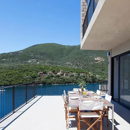 Villa Miro - Luxury With Direct Sea Access For 14 People *