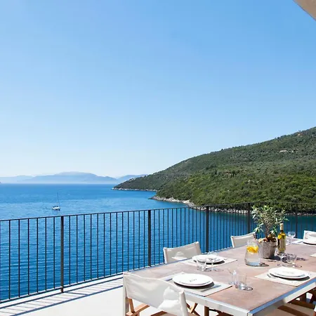 Villa Miro - Luxury With Direct Sea Access For 14 People *