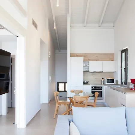 Miro - Luxury With Direct Sea Access For 14 People Βίλα