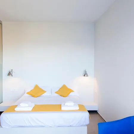 Miro - Luxury With Direct Sea Access For 14 People Вилла