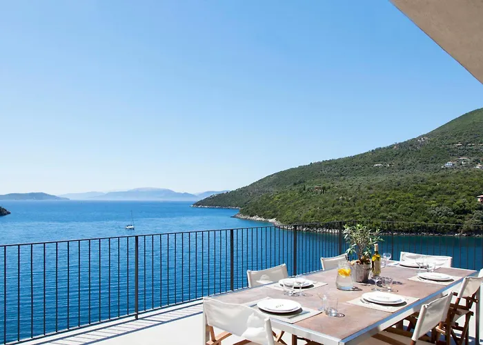 Villa Miro - Luxury With Direct Sea Access For 14 People *