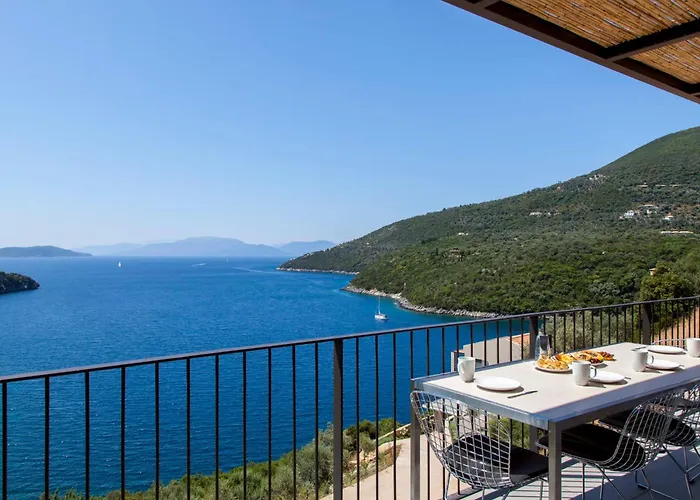 Villa Miro - Luxury With Direct Sea Access For 14 People